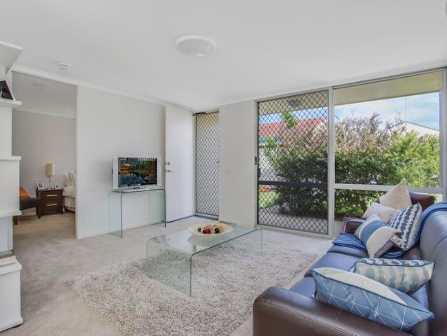 Villa for sale in Fernbrook, Queensland