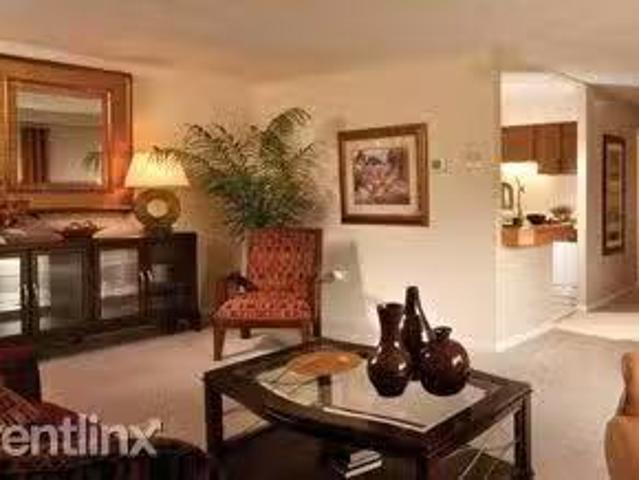 Condo for rent in Towson