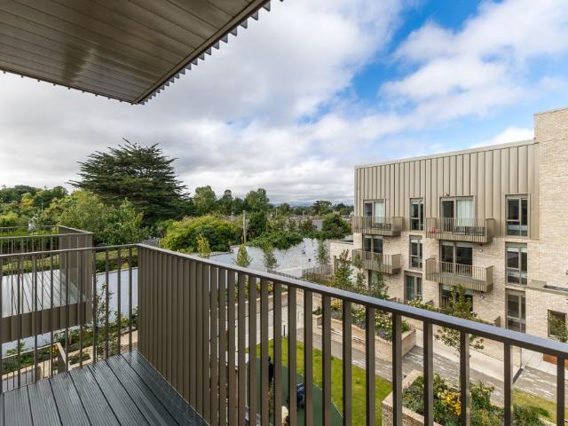 Apartment to rent in Blackrock