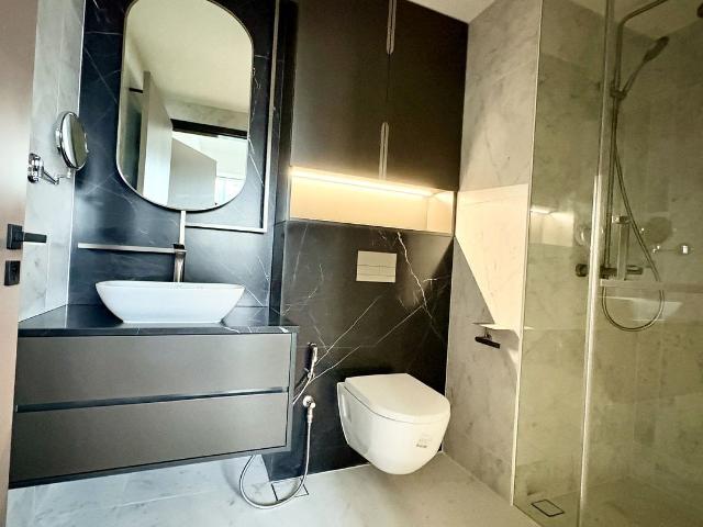 Apartment for sale in Shenton Way, 02 City, Business District