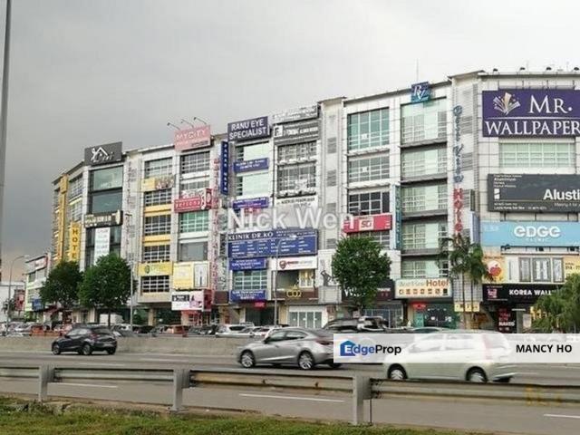 Shop for rent in Petaling, Subang Jaya
