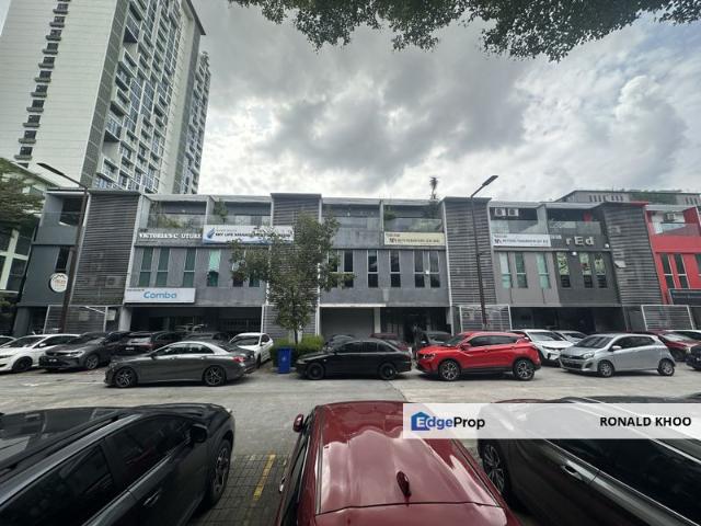 Shop for sale in Petaling, Subang Jaya