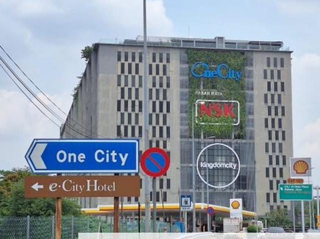 Shop for sale in Petaling, Subang Jaya