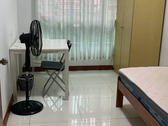 Room for rent