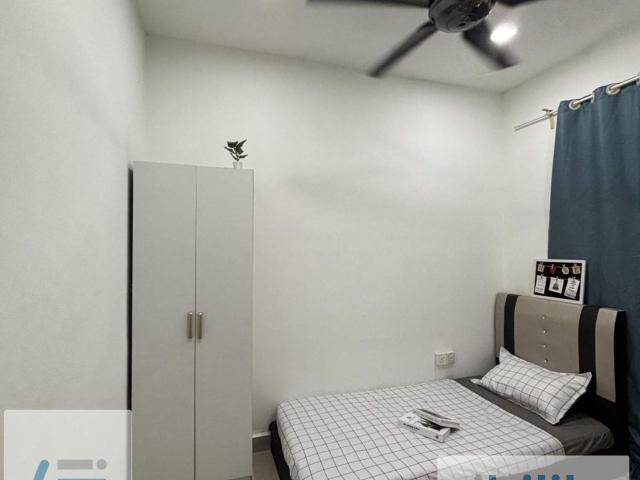 Room for rent in Petaling, Damansara Damai