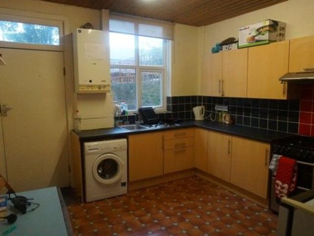 Room for rent in Kenwood, South Yorkshire