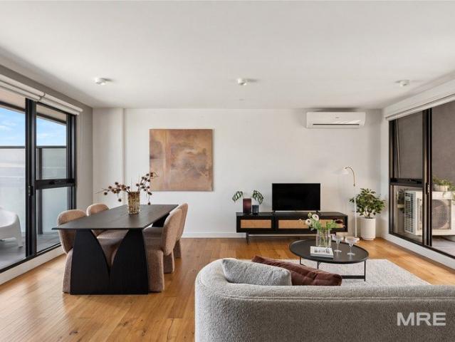 Apartment for sale in Glenferrie, Melbourne