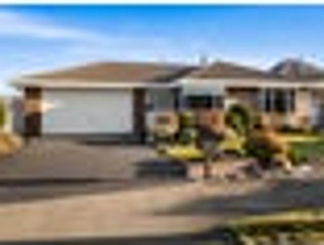 House for sale in Chaslands, Canterbury