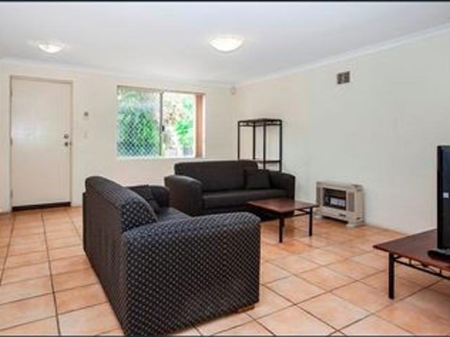 Townhouse for rent in Bentley, City of Canning