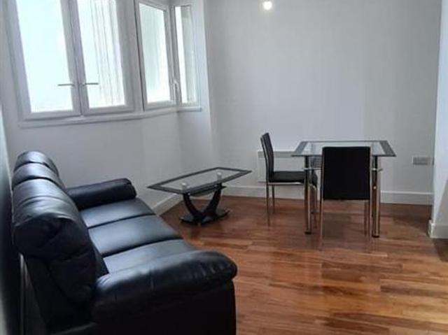 Apartment for rent in Park Central, Birmingham