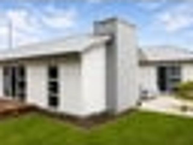 House for sale in Lincoln, Canterbury