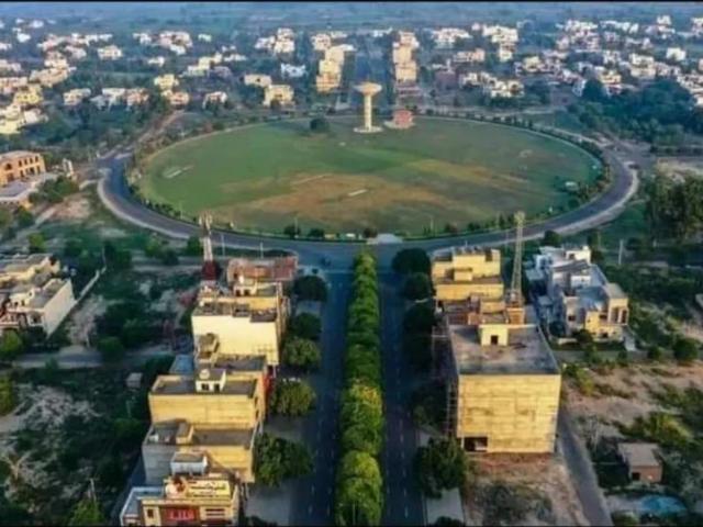 House for sale in Faisalabad, Islamabad Capital Territory