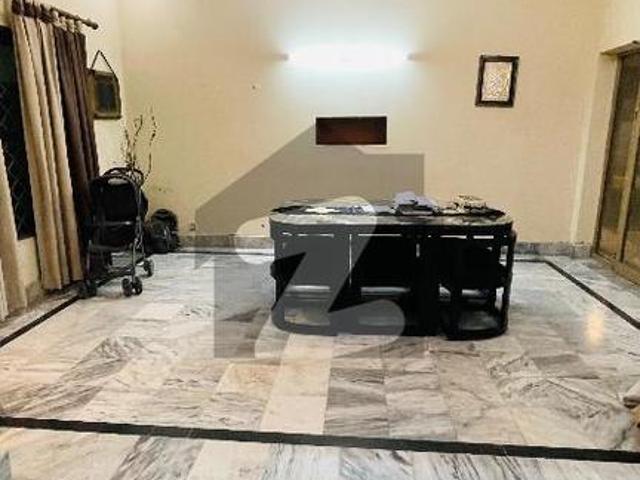 House for sale in Faisalabad, Islamabad Capital Territory