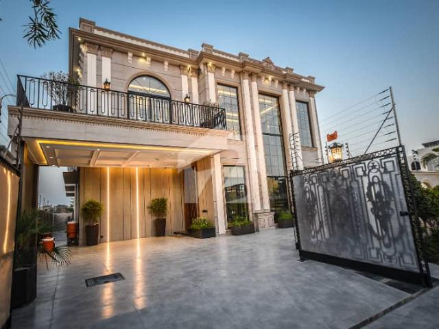 House for sale in لاہور, لاہور ڈویژن