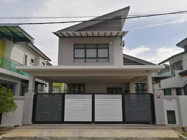Bungalow for sale in Malaka