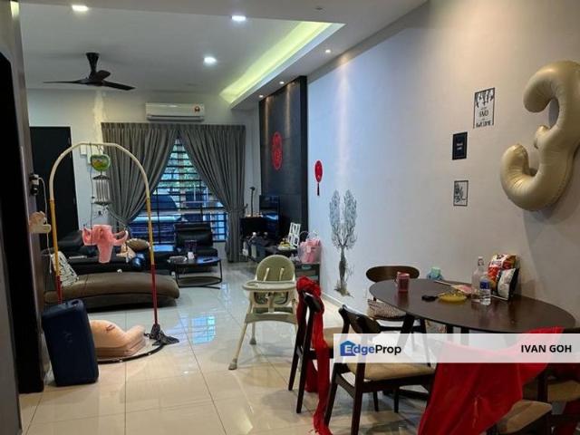 House for sale in Malaka
