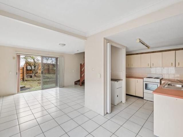 Townhouse for rent in Toombul, Queensland