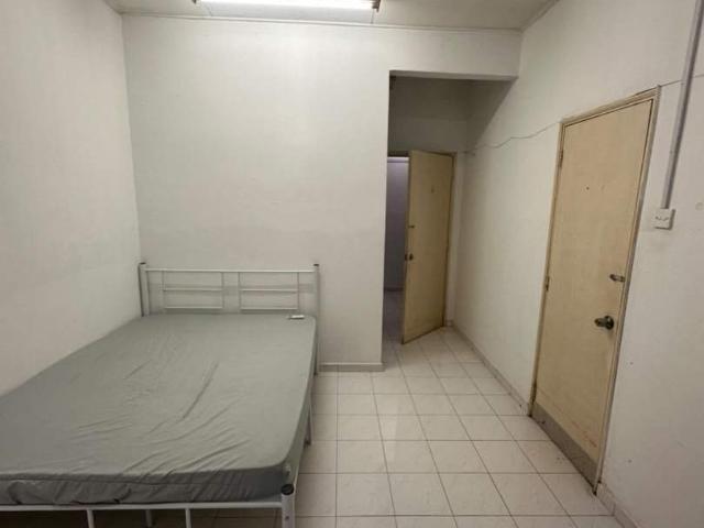 Room for rent in Petaling, Damansara Damai