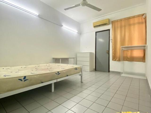 House for rent in Petaling, Country Heights Damansara
