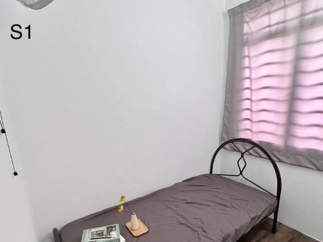 Room for rent in Petaling, Alam Impian