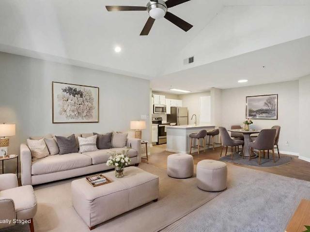 Apartment for rent in Mecklenburg, North Carolina