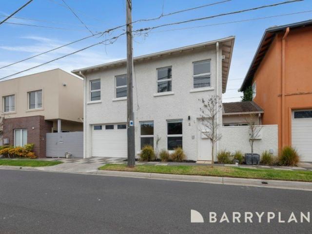 Townhouse for rent in Highett, Melbourne