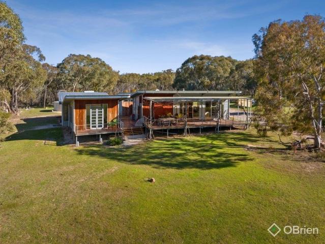 Cottage for sale in Taminick, Victoria