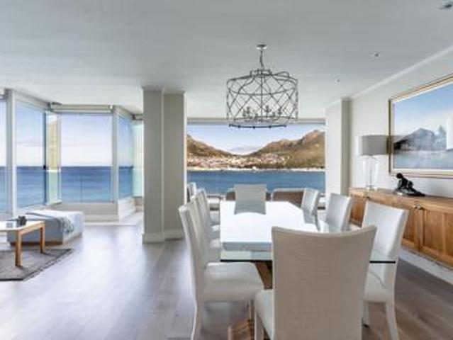 Apartment for rent in Hout Bay, City of Cape Town