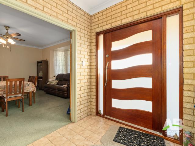 House for sale in Hocking, Western Australia