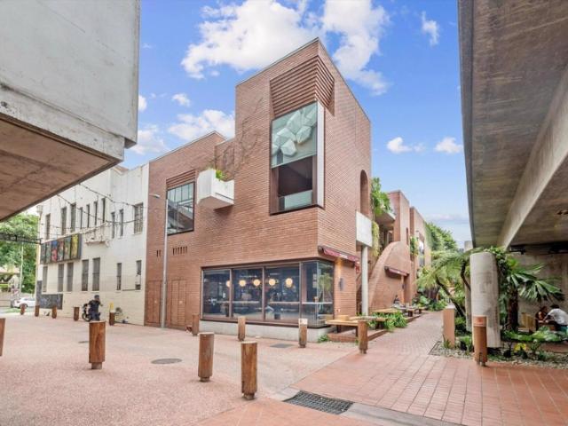 Office for rent in Toombul, Queensland