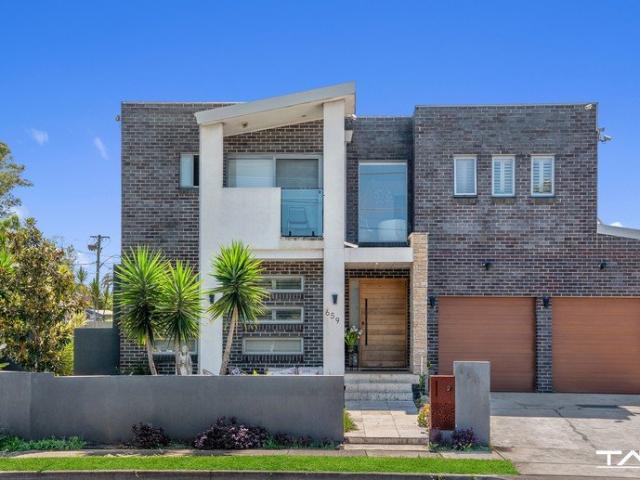 Duplex for sale in Sydney, New South Wales