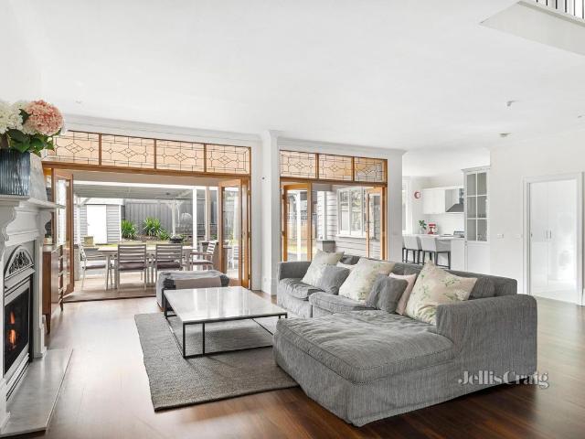 House for sale in Bentleigh