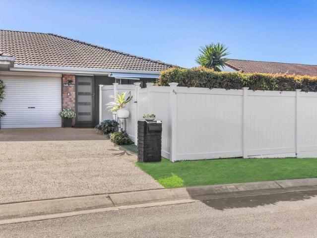 Duplex for sale in Fernbrook, Queensland