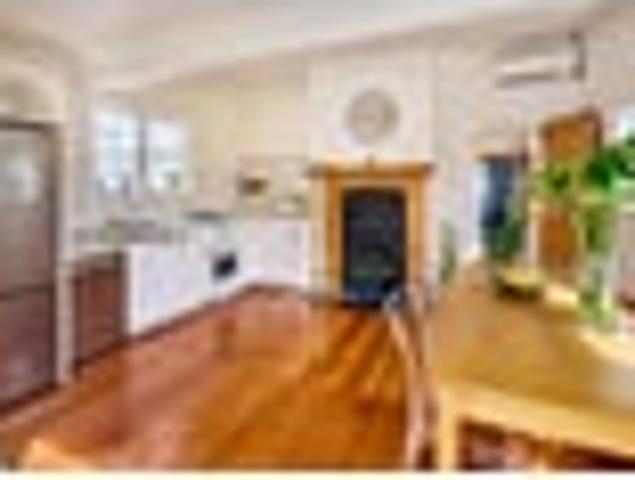 House for sale in Days Bay, Wellington