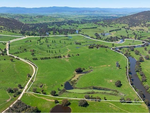 Cottage for sale in Ournie, Snowy Valleys Council