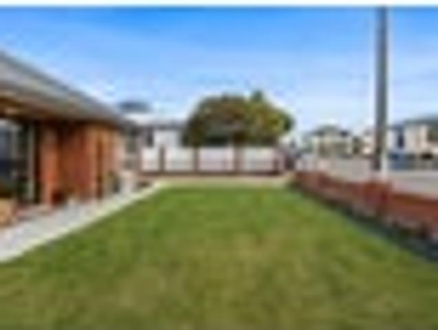 Townhouse for sale in Kaiapoi, Canterbury