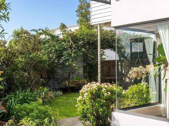 House for sale in Ocean Shores, New South Wales