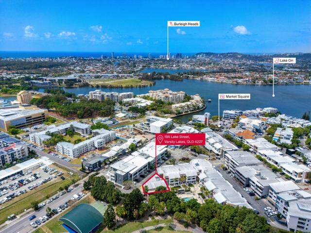 Office for sale in Varsity Lakes, Gold Coast City