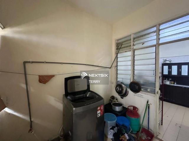 Shop for sale in Petaling, Subang Jaya