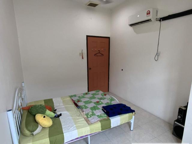 Room for rent in Wellesley, Penang