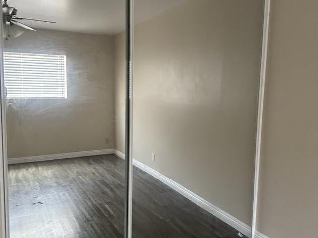 Room for rent in Long Beach Room for rent in Long Beach