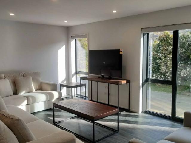 House for rent in Otakou