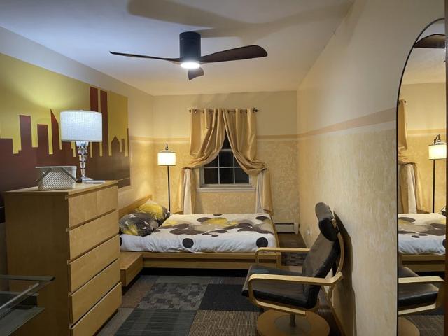 Room for rent in Arverne, New York