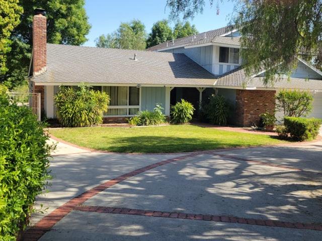 Room for rent in Fullerton, California