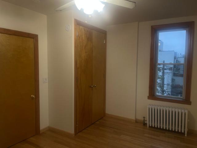 Room for rent in Arverne, New York