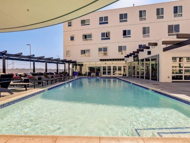Apartment for rent in Canoga Park, California