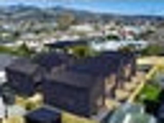 Townhouse for sale in Heathcote, Canterbury