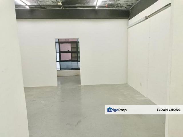 Shop for sale in Seri Kembangan, Majlis Bandaraya Subang Jaya