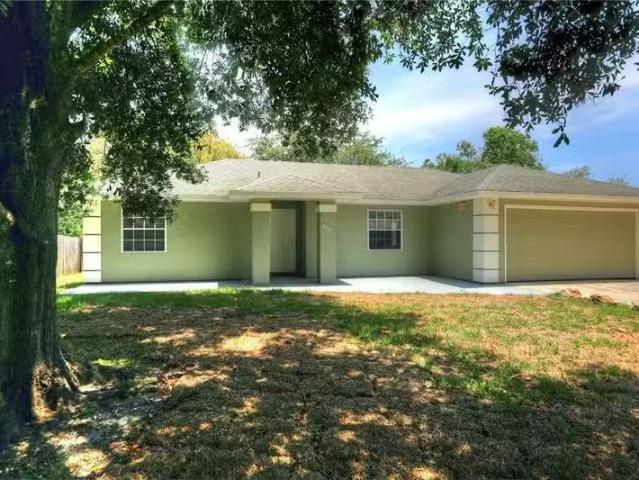 House for rent in Sebastian
