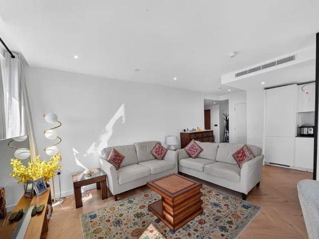 Apartment for rent in Blackwall, Greater London